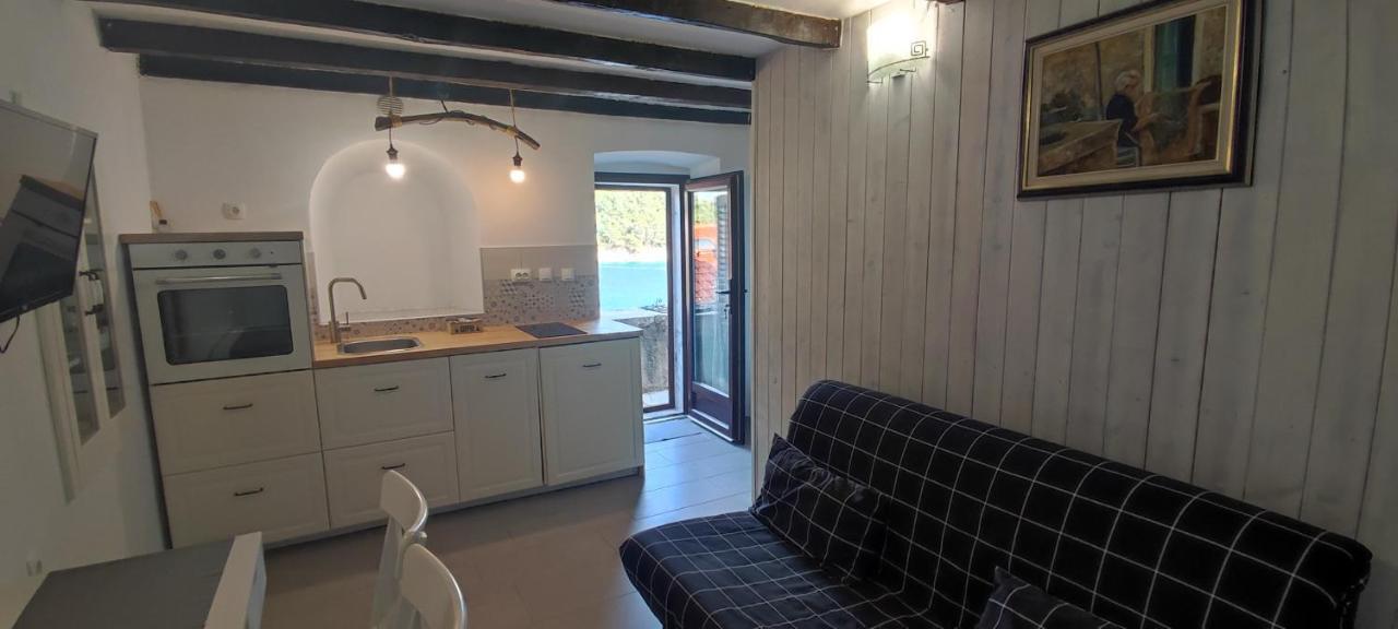 Apartment Desanti Валун Екстер'єр фото